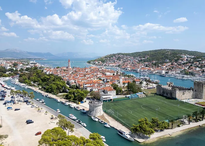 Appartement By The Sea - 11760 Trogir